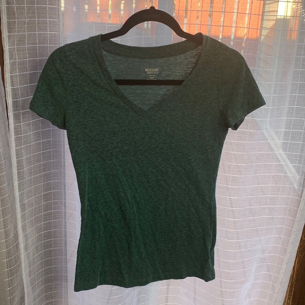 Green mossimo tshirt